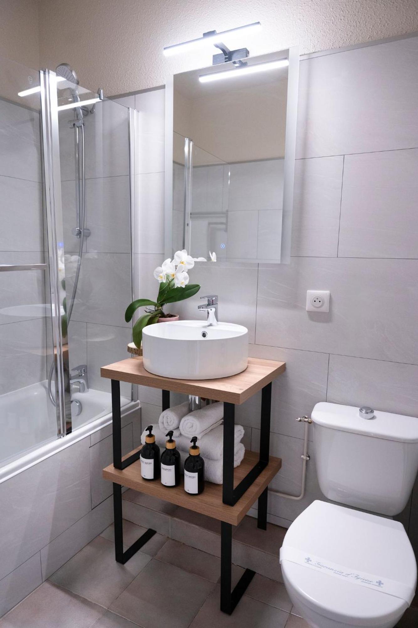 La Bastide De Montferrat Hotel Montferrat  Екстериор снимка