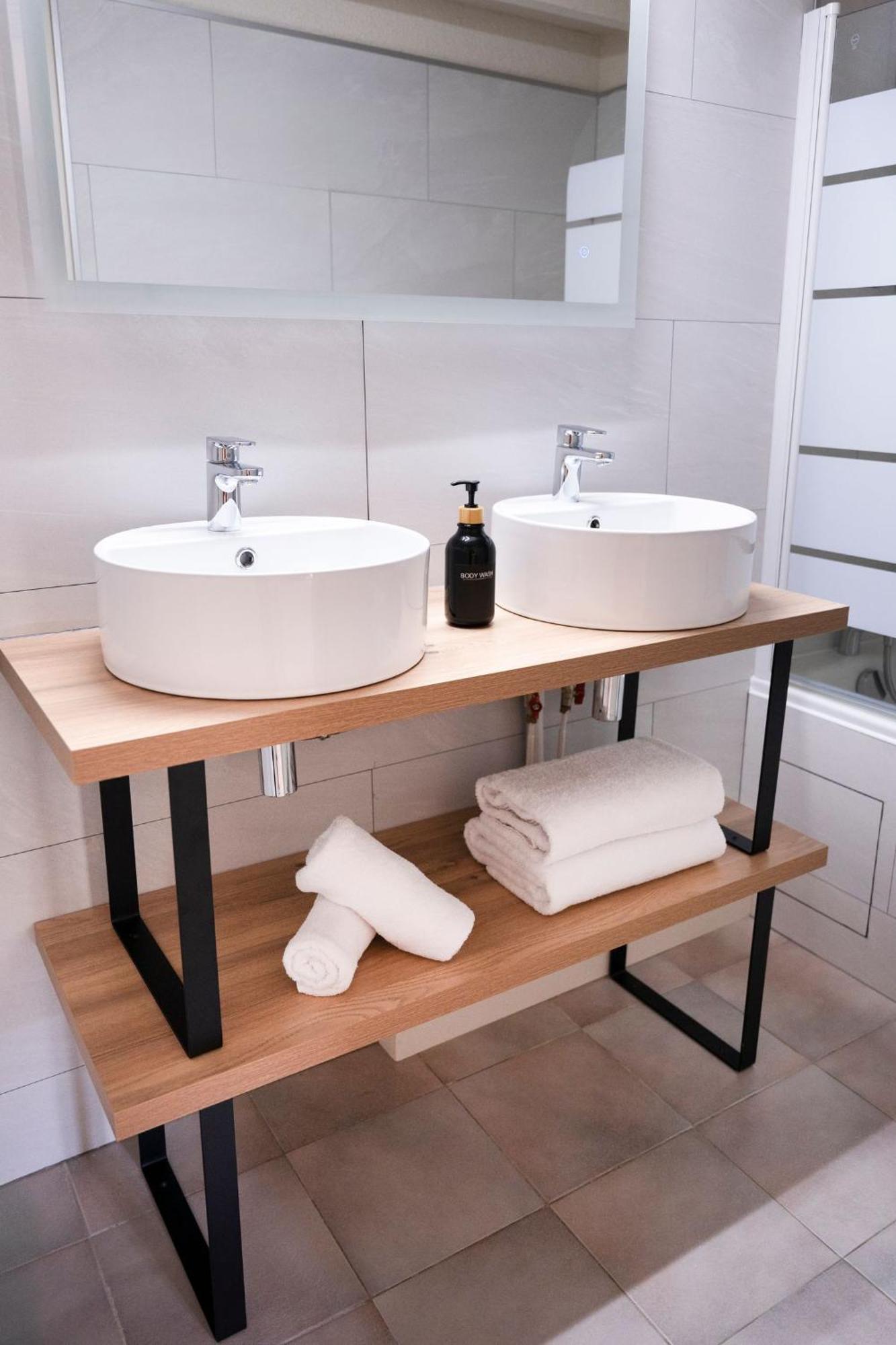 La Bastide De Montferrat Hotel Montferrat  Екстериор снимка